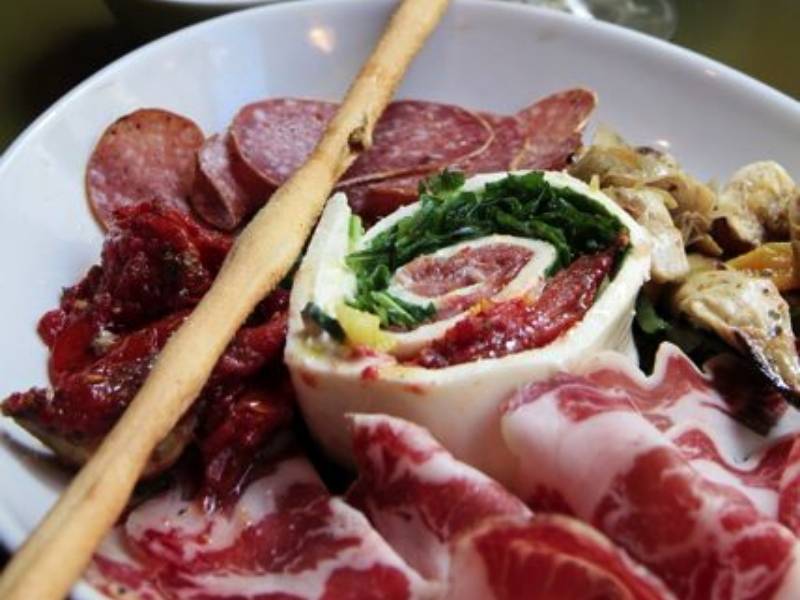 assiette-tapas-italiens